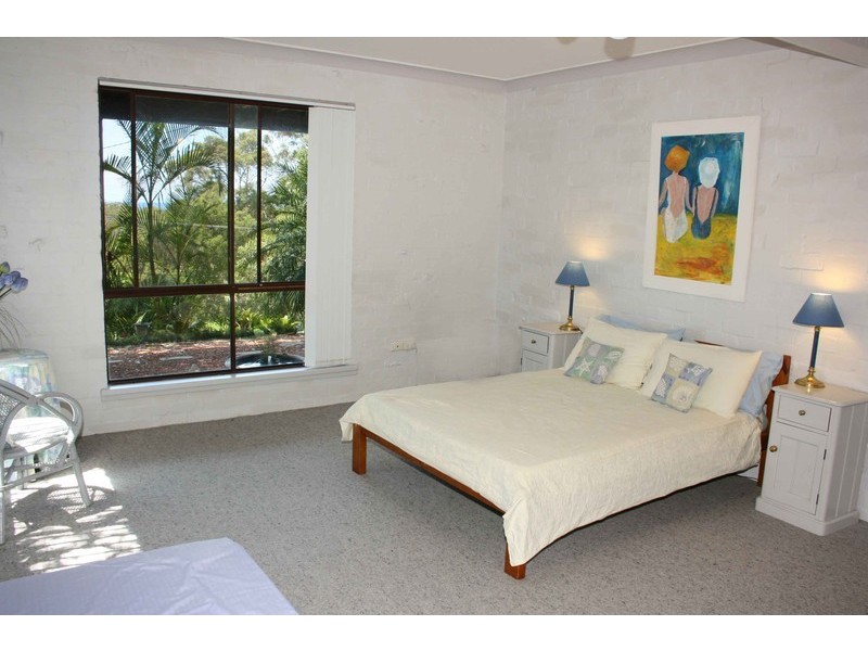 41 Beachcomber Pde, North Avoca NSW 2260