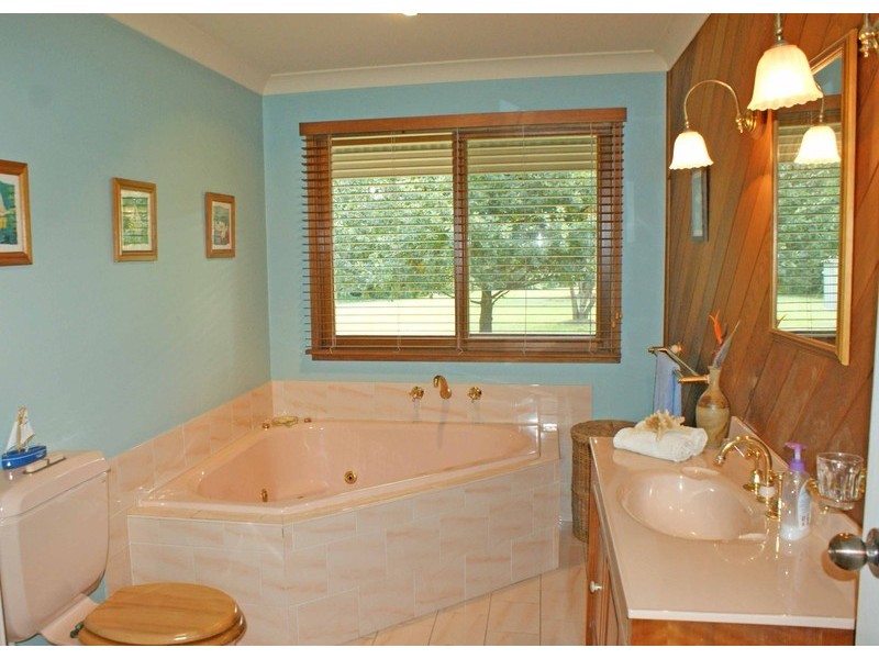 38-40 Erina Valley Road, Erina NSW 2250