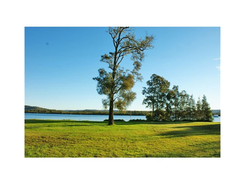 14 Lenora Avenue, Davistown NSW 2251