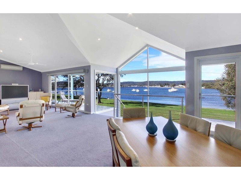 11 Paringa Avenue, Davistown NSW 2251