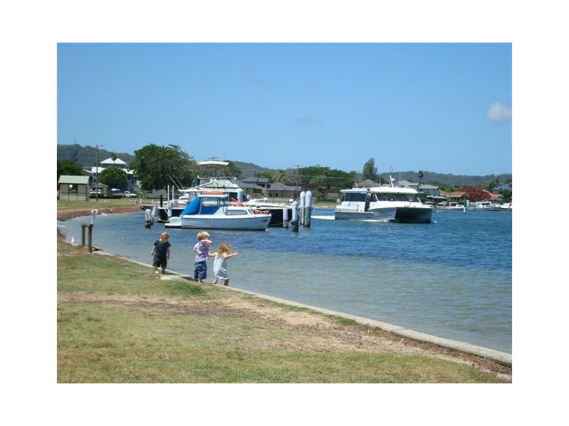 11 Paringa Avenue, Davistown NSW 2251