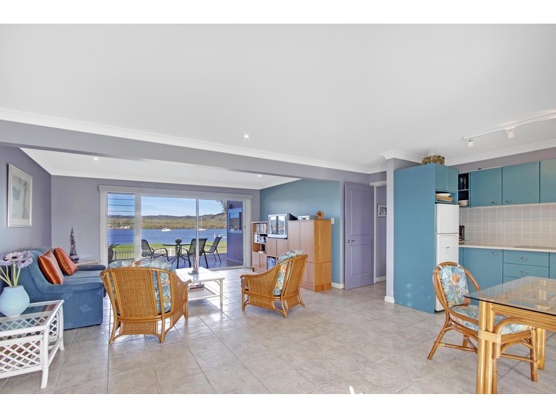 11 Paringa Avenue, Davistown NSW 2251