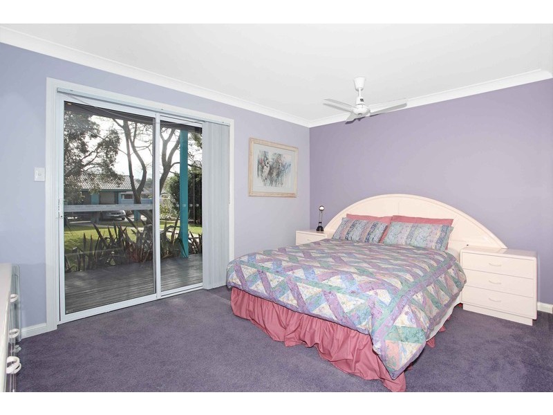 11 Paringa Avenue, Davistown NSW 2251