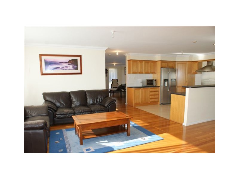 8 Magnolia Avenue, Davistown NSW 2251