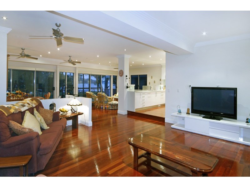 230 Burge Rd, Woy Woy NSW 2256