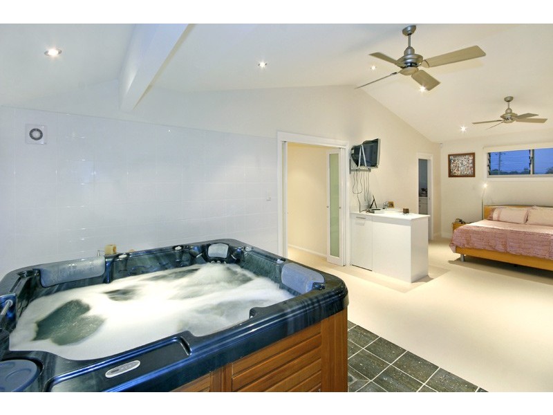 230 Burge Rd, Woy Woy NSW 2256