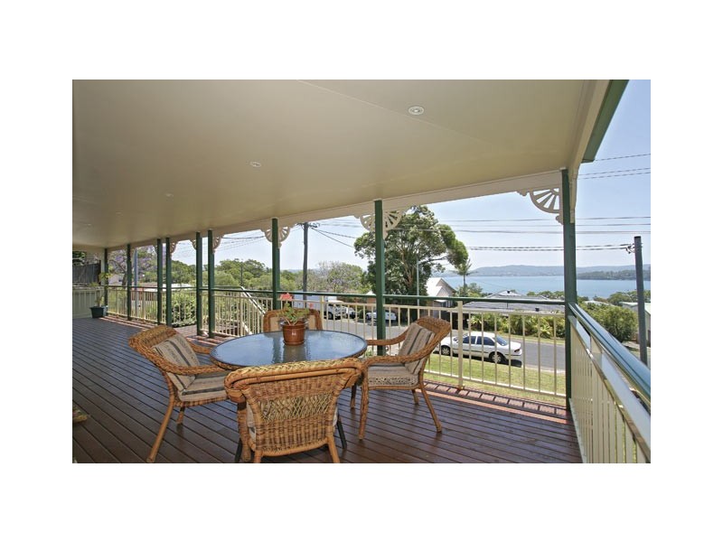 18 View Parade, Saratoga NSW 2251