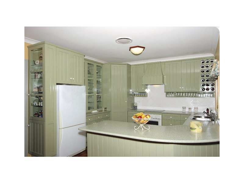 18 View Parade, Saratoga NSW 2251