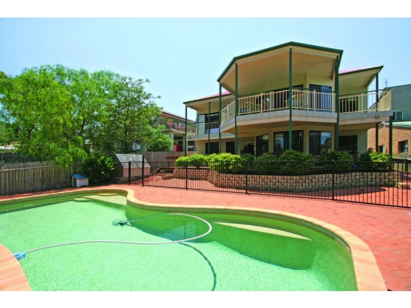 18 View Parade, Saratoga NSW 2251