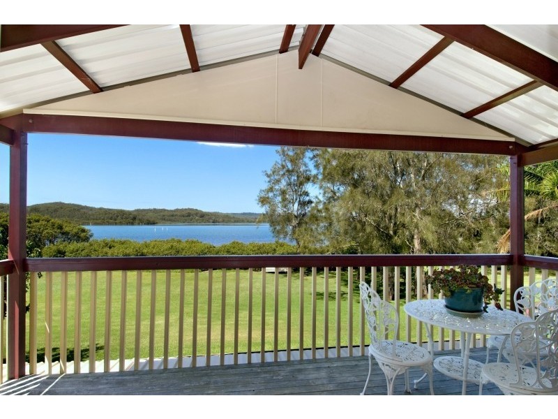 6 Seabreeze Ave, Kincumber NSW 2251