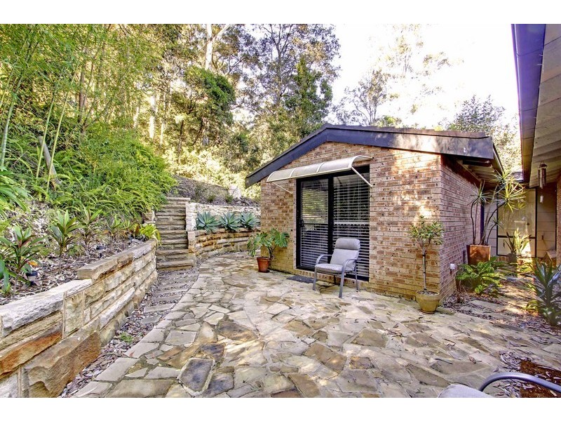 99 Lake Shore Drive, North Avoca NSW 2260