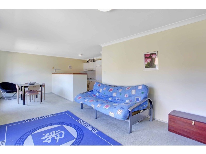 1/30 Christle Street, Green Point NSW 2251