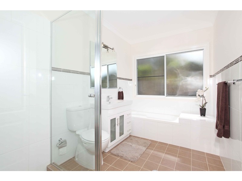 99 Broadwater Drive, Saratoga NSW 2251