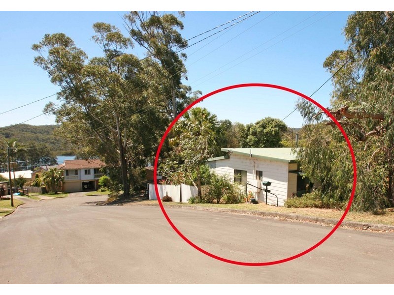 16 Malumba Ave, Saratoga NSW 2251