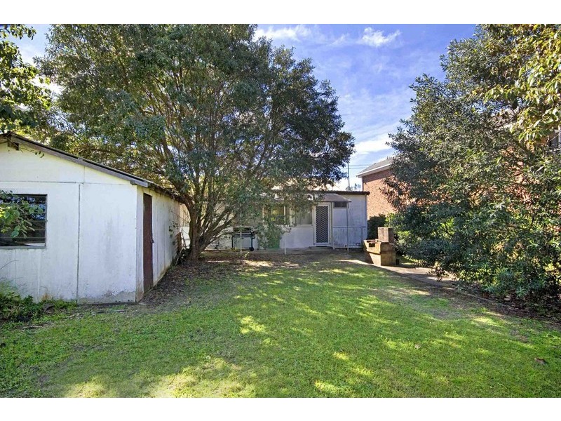 15 View St, North Avoca NSW 2260