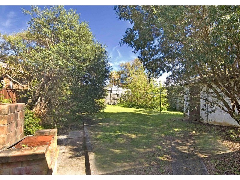 15 View St, North Avoca NSW 2260