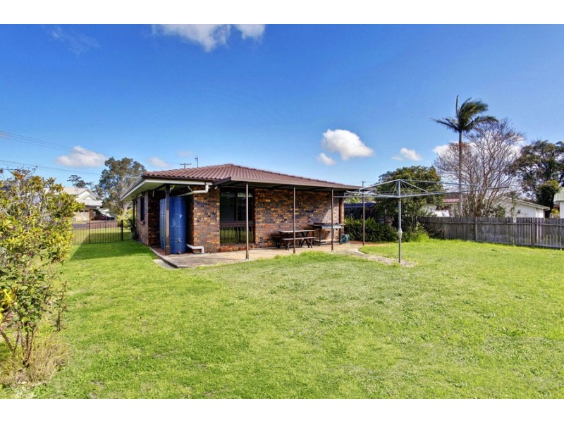 6 Paringa Avenue, Davistown NSW 2251