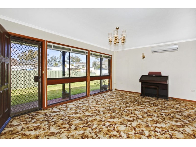 6 Paringa Avenue, Davistown NSW 2251