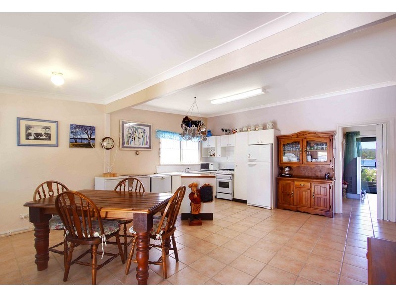 15 Paringa Avenue, Davistown NSW 2251