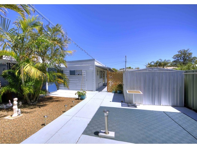 15 Paringa Avenue, Davistown NSW 2251