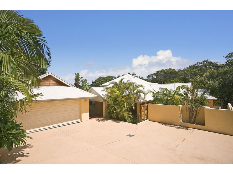 61a Tramway Rd, North Avoca NSW 2260