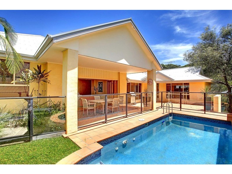 61a Tramway Rd, North Avoca NSW 2260