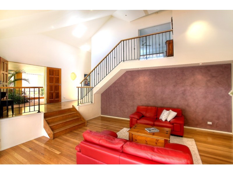 61a Tramway Rd, North Avoca NSW 2260