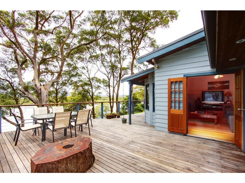 38 Henderson Rd, Saratoga NSW 2251