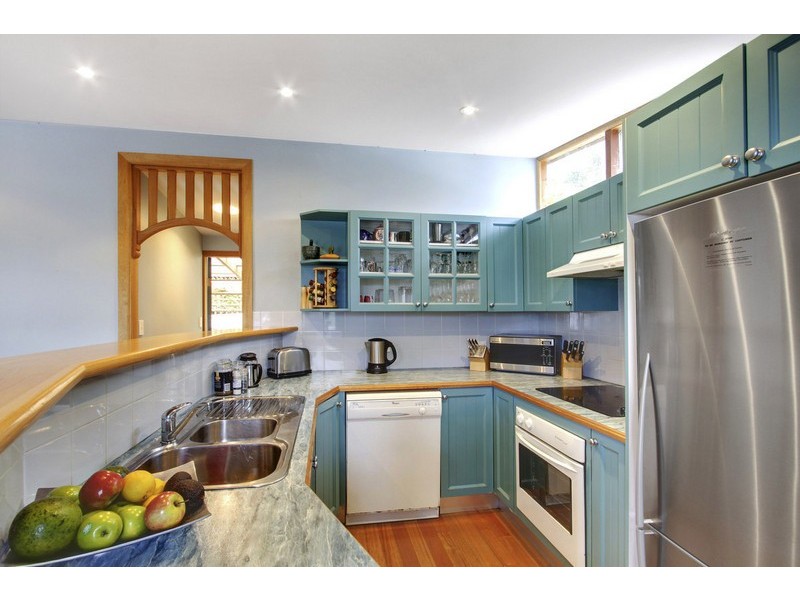 38 Henderson Rd, Saratoga NSW 2251