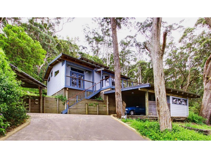 38 Henderson Rd, Saratoga NSW 2251