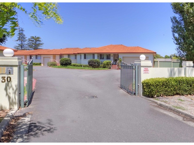 Unit 10/30 Pine Avenue, Davistown NSW 2251