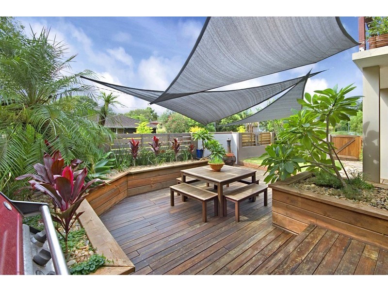 1/2 Brentwood Ave, Point Clare NSW 2250