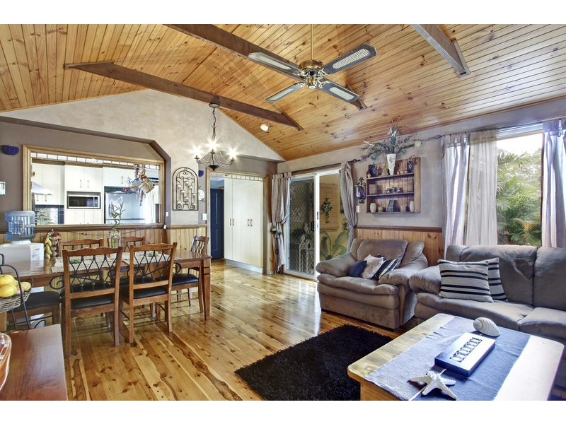 42 Bourke Ave, Yattalunga NSW 2251