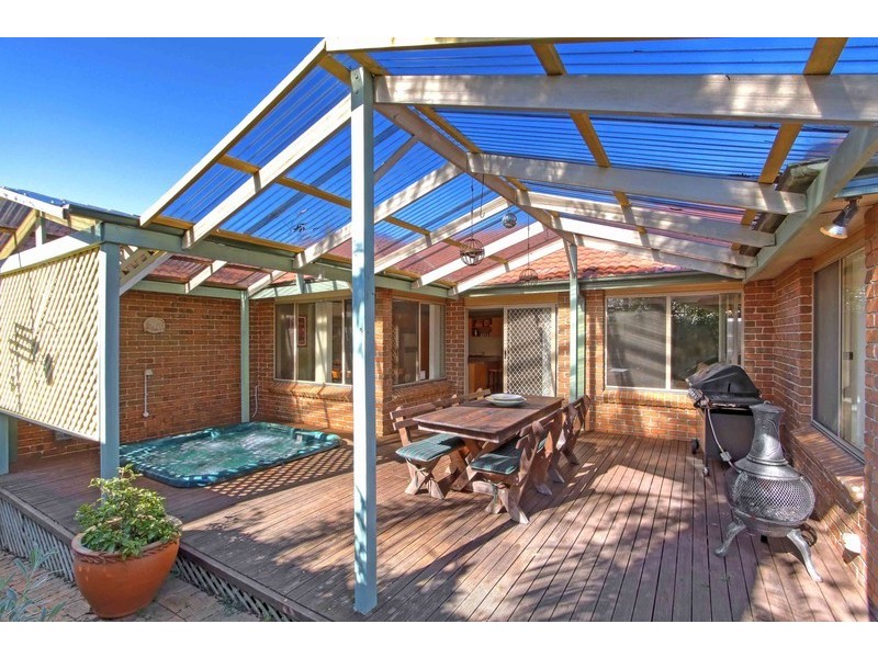 3 Corrella Ave, Green Point NSW 2251