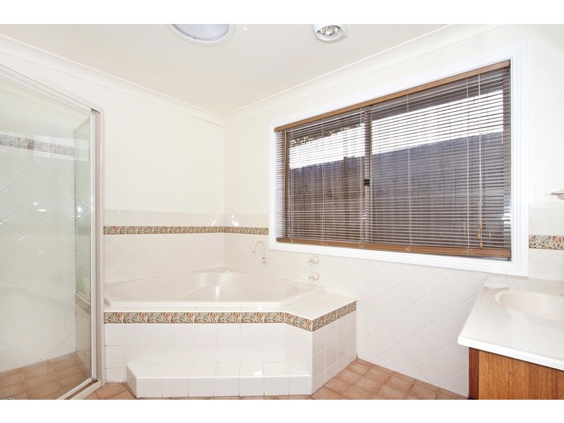 3 Corrella Ave, Green Point NSW 2251