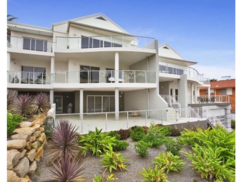 1,2and3/20 Maroomba Ave, Terrigal NSW 2260