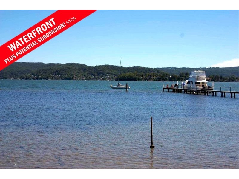 257 Avoca Dr, Green Point NSW 2251
