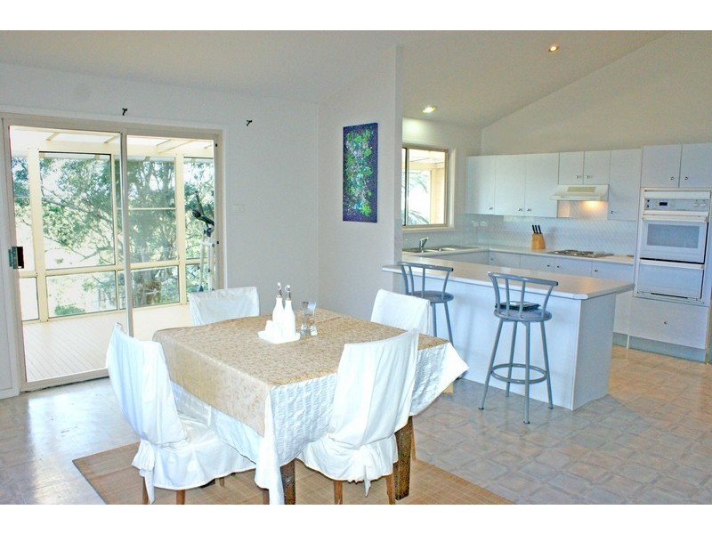 39 Broadwater Drive, Saratoga NSW 2251