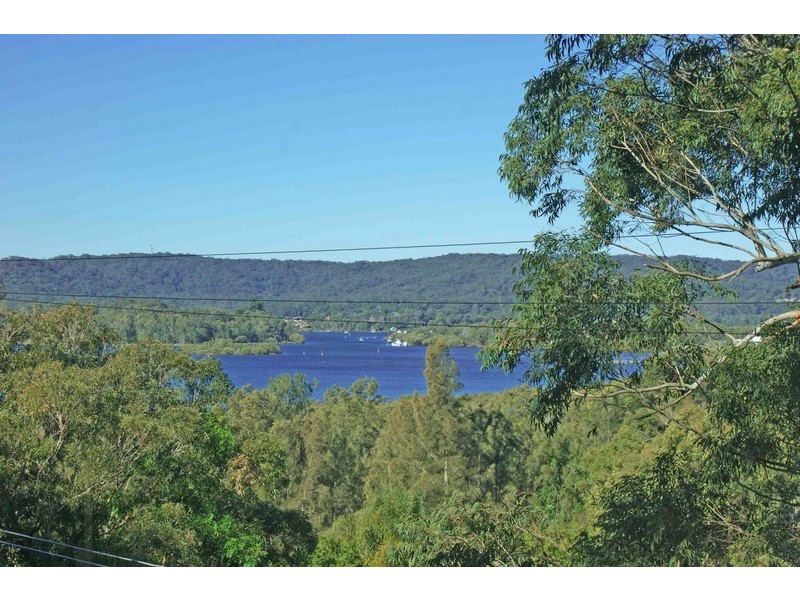 39 Broadwater Drive, Saratoga NSW 2251