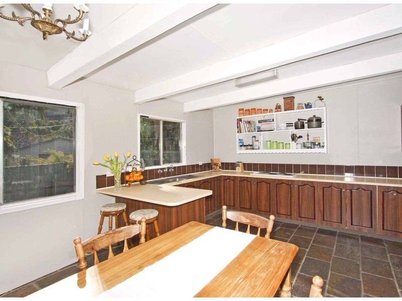 21 Raymond Terrace, Terrigal NSW 2260