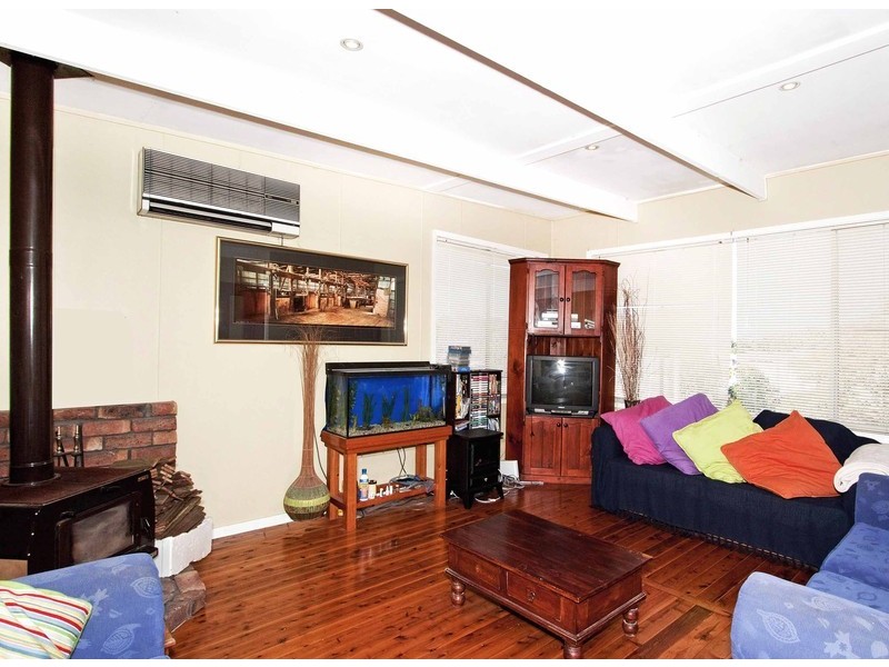 21 Raymond Terrace, Terrigal NSW 2260