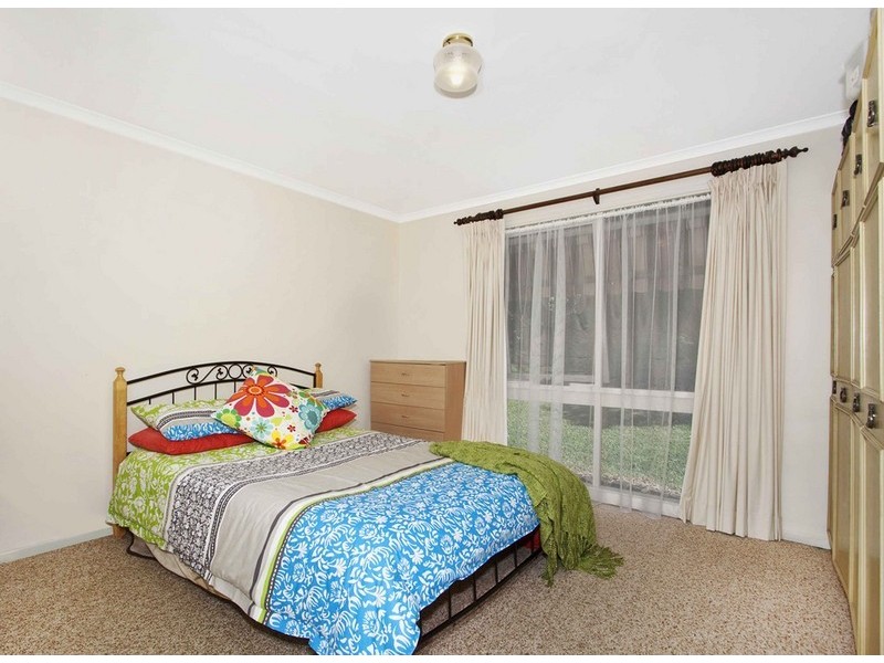 58 Lakeshore Dr, North Avoca NSW 2260