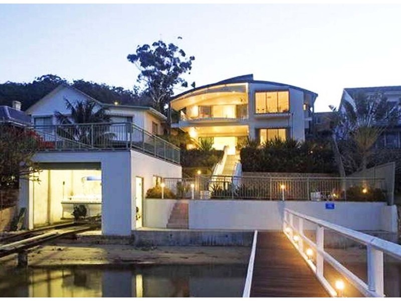 376 Orange Grove Rd, Blackwall NSW 2256