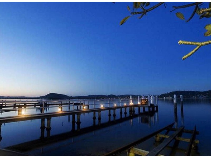 376 Orange Grove Rd, Blackwall NSW 2256