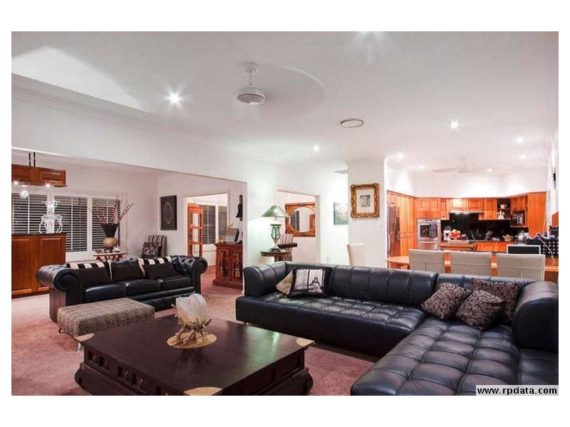 67 Picketts Valley Rd, Picketts Valley NSW 2251