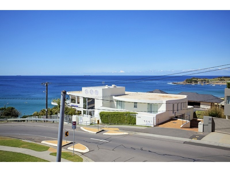 11 Barnhill Road, Terrigal NSW 2260