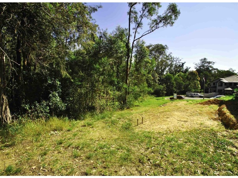 27 Bellbower Close, Green Point NSW 2251