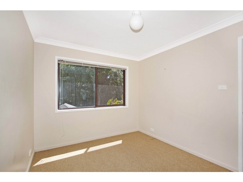 3 Leeside Rd, North Avoca NSW 2260
