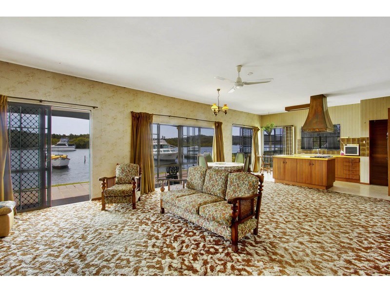 62 Shelly Beach Rd, Empire Bay NSW 2257