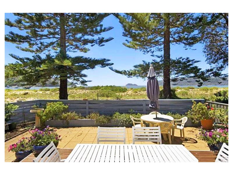 75 Bay St, Patonga Beach NSW 2256